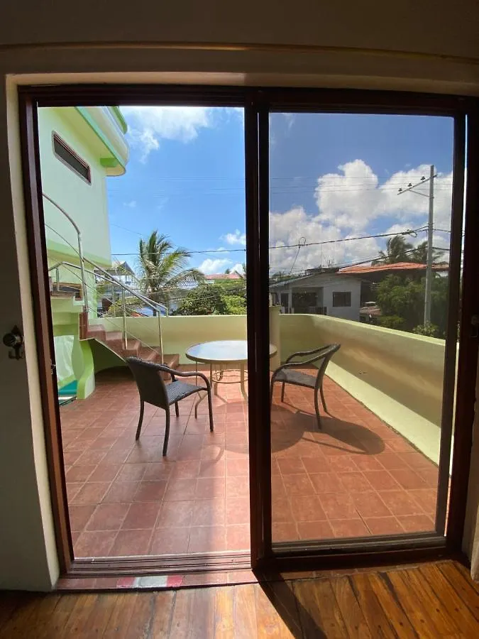Hotel Hostal Casa Eden Puerto Ayora