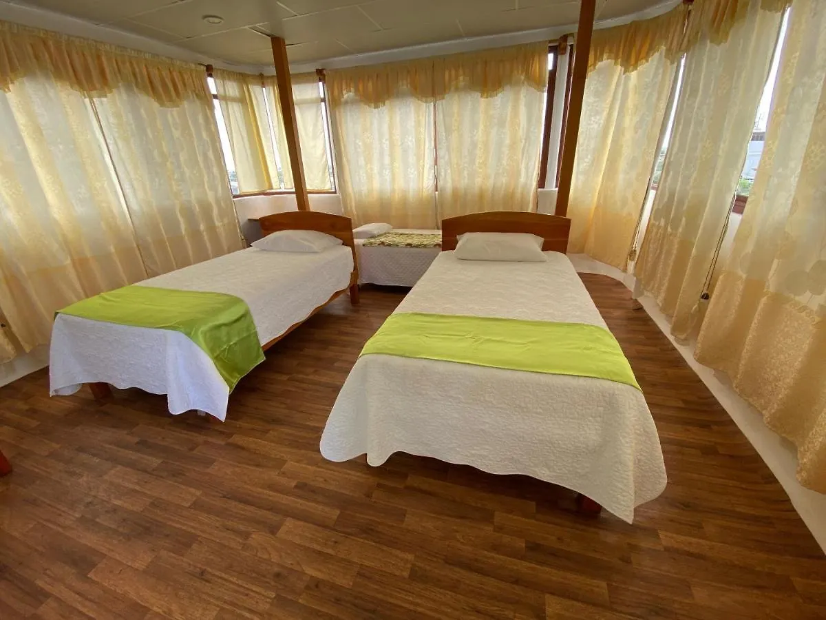 Hotel Hostal Casa Eden Puerto Ayora